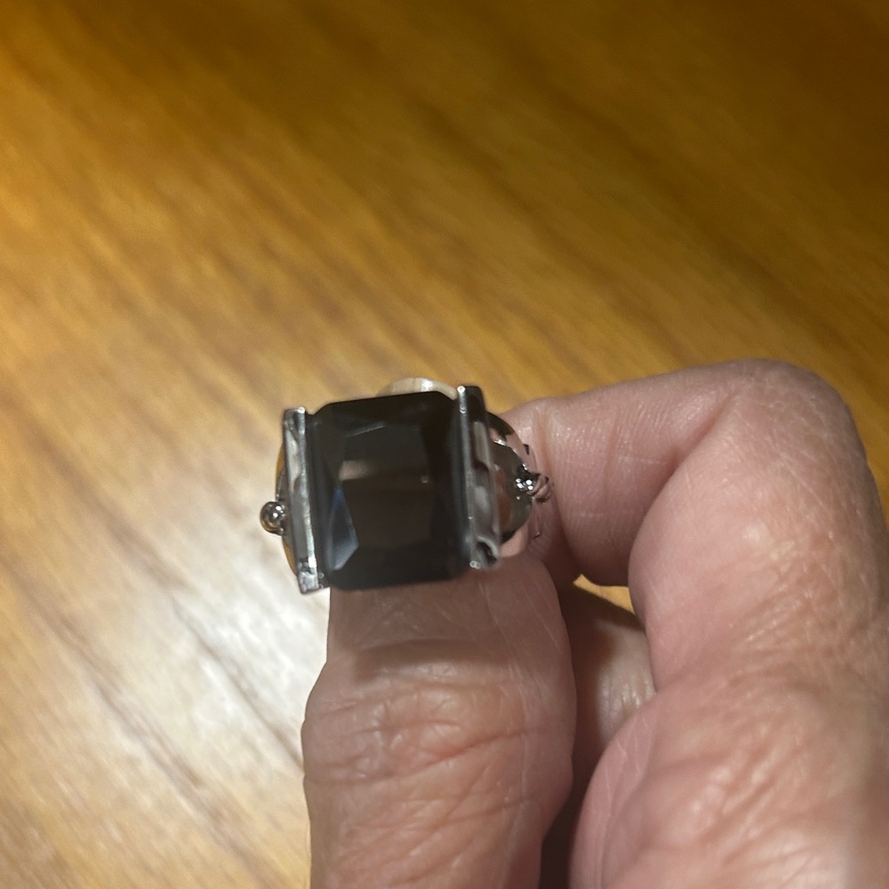 Lia Sophia Silver Ring With Rectangular Black Sto… - image 3
